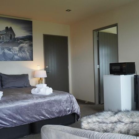 White House Bed & Breakfast Paraparaumu Bagian luar foto