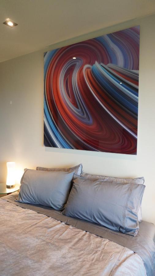 White House Bed & Breakfast Paraparaumu Bagian luar foto